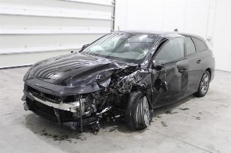 Salvage car Peugeot 308  2023/3