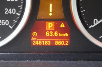 BMW X6  picture 12