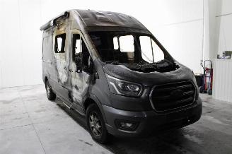 Ford Transit  picture 3