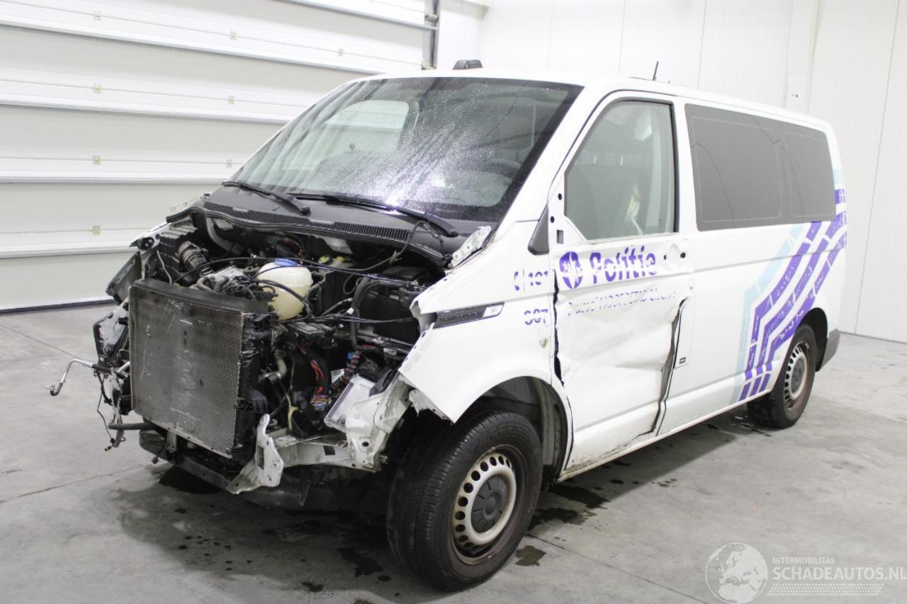 Volkswagen Transporter T6 Kombi