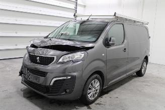 Damaged car Peugeot Expert  2018/7