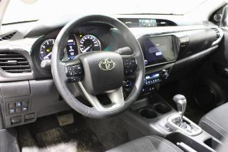 Toyota Hilux  picture 10