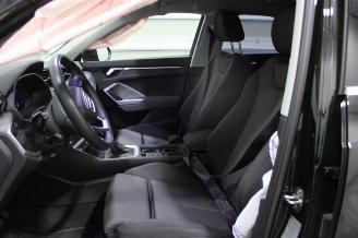 Audi Q3  picture 10