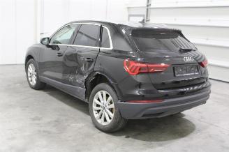 Audi Q3  picture 4