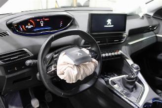 Peugeot 5008  picture 9