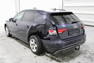 Audi A4  picture 4