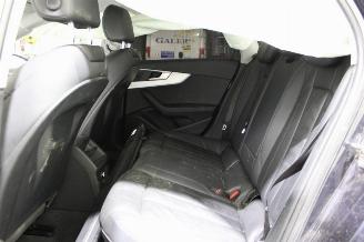 Audi A4  picture 12