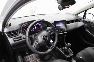 Renault Clio  picture 10