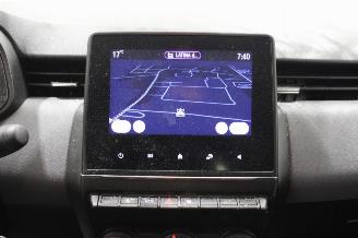 Renault Clio  picture 14