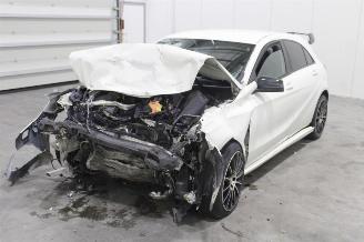 Damaged car Mercedes A-klasse A 180 2013/12