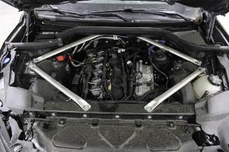 BMW X7  picture 13