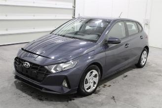 Vaurioauto  passenger cars Hyundai I-20 i20 2022/1