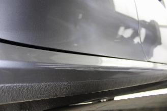 Peugeot 208  picture 15