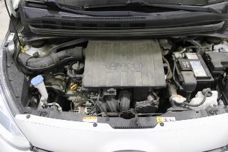 Hyundai I-10 i10 picture 14