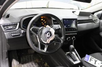 Renault Clio  picture 10