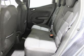 Renault Clio  picture 12