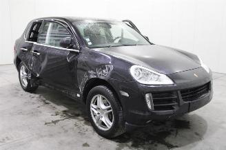Porsche Cayenne  picture 2