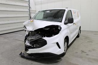 krockskadad bil bedrijf Ford Transit Custom  2024/2