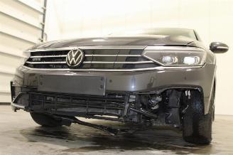 Volkswagen Passat  picture 24