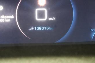Peugeot 208  picture 12
