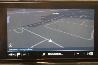 Peugeot 208  picture 13