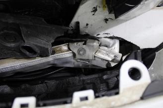 Peugeot 208  picture 22