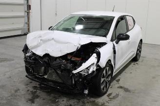 škoda osobní automobily Renault Clio  2023/6