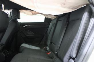 Audi Q3  picture 12