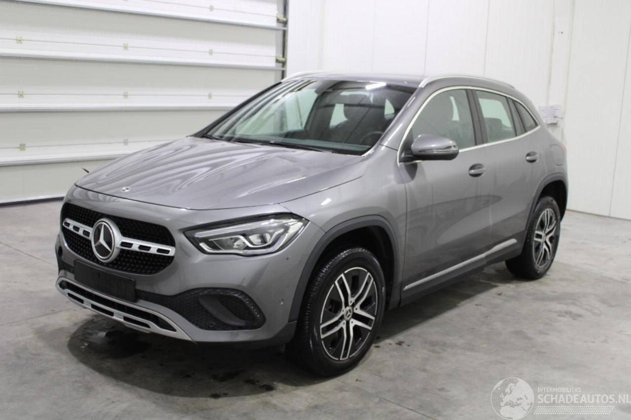 Mercedes GLA 250