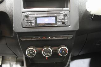Renault Express  picture 10