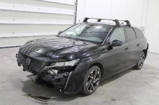 Damaged car Peugeot 308  2023/11