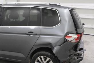 Volkswagen Touran  picture 5
