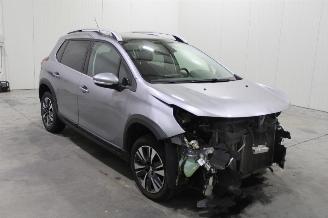 Peugeot 2008  picture 2