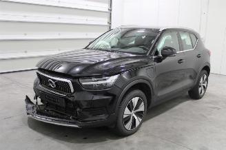 Vaurioauto  passenger cars Volvo XC40 XC 40 2022/1