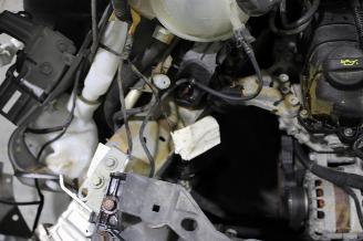 Peugeot 208  picture 19