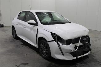 Peugeot 208  picture 2