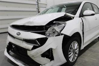 Kia Rio  picture 21