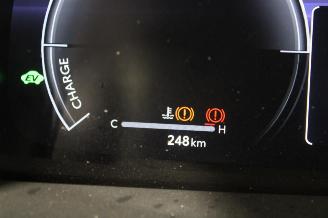 Toyota C-HR  picture 11
