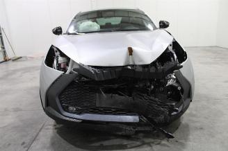 Toyota C-HR  picture 6