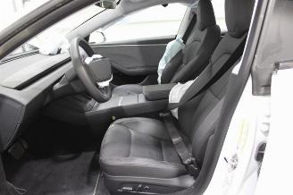 Tesla Model 3  picture 10