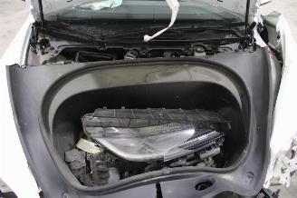 Tesla Model 3  picture 13