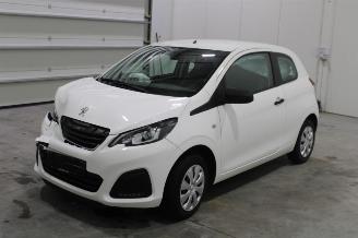 Coche accidentado Peugeot 108  2020/2