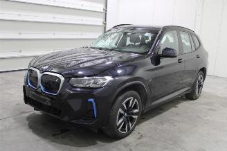 damaged passenger cars BMW iX3  2023/5