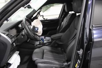 BMW iX3  picture 10