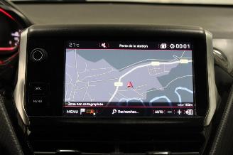 Peugeot 2008  picture 12