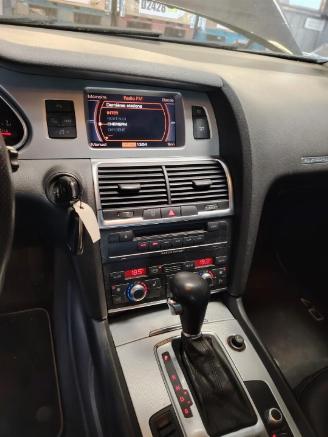 Audi Q7  picture 12