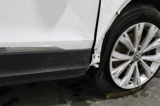 Volkswagen Tiguan  picture 24