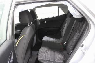 Kia Stonic  picture 11