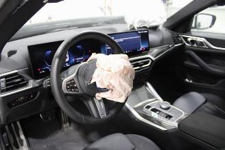 BMW i4  picture 9