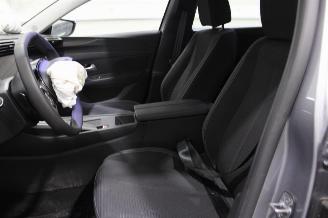 Peugeot 308  picture 10